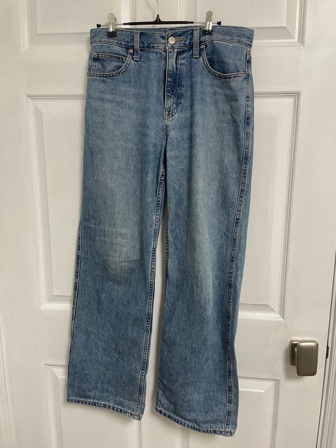 유니클로 일자핏 데님 팬츠 상품이미지1