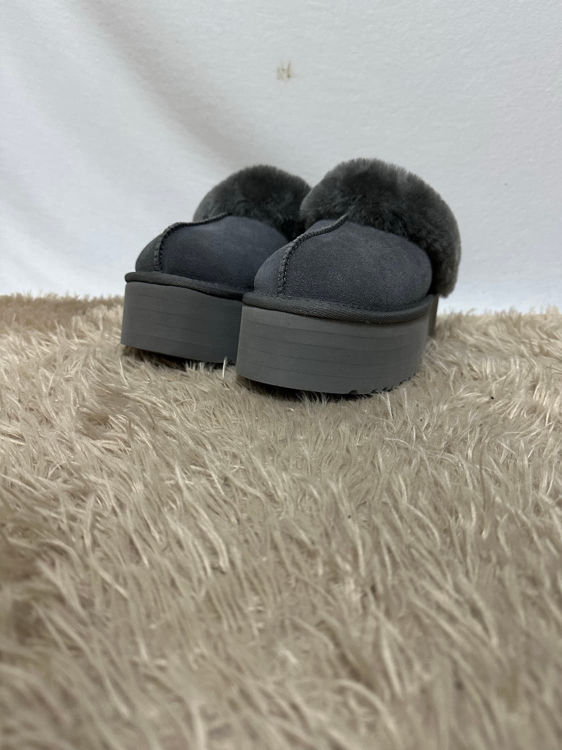 어그 UGG 펀게트 슬라이드 그레이 상품이미지1