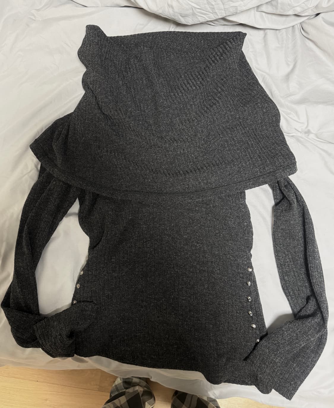 테스트매커니즘 오픈 숄더 니트 상품이미지7