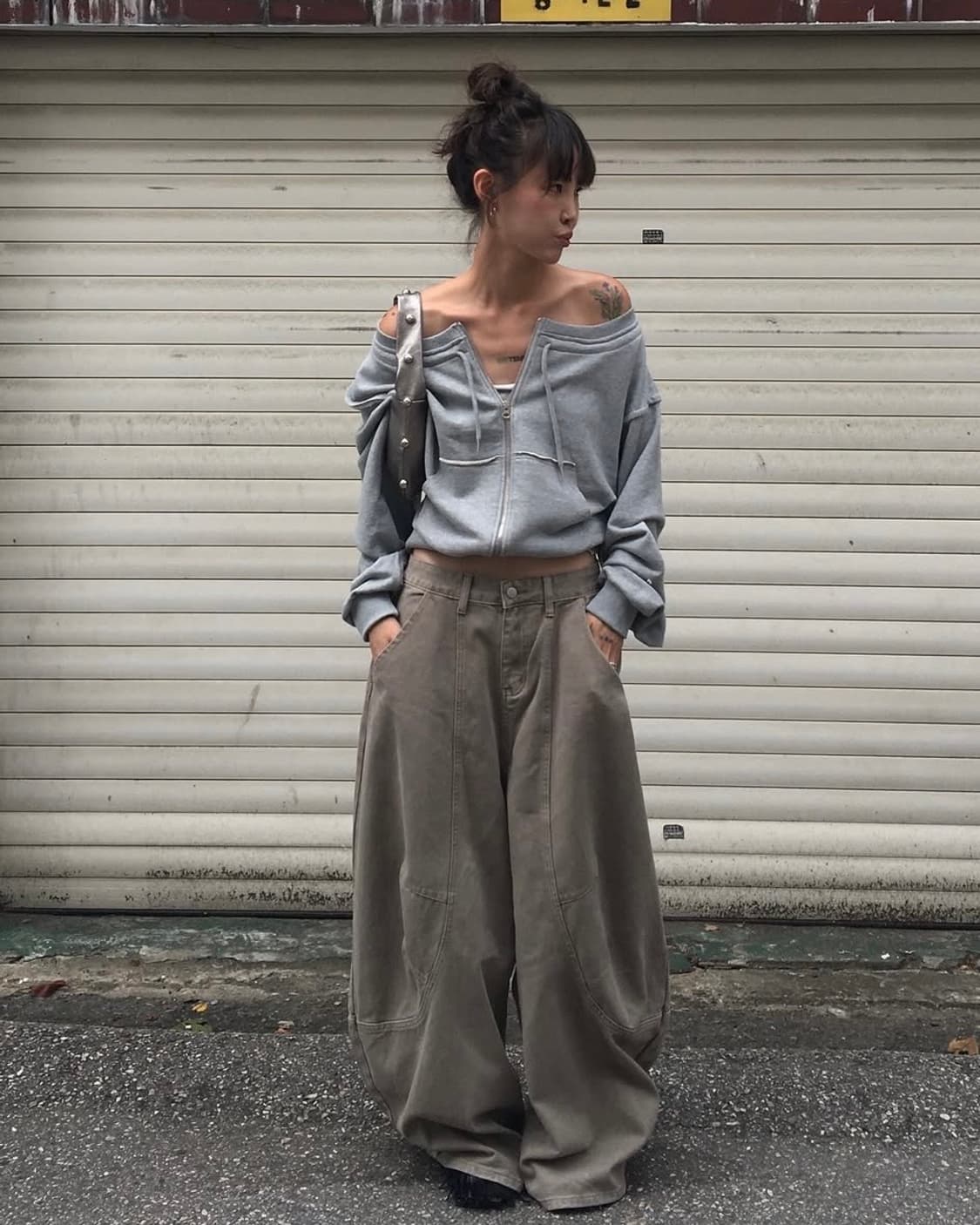 텍스처서울 그레이 후디 집업 상품이미지4