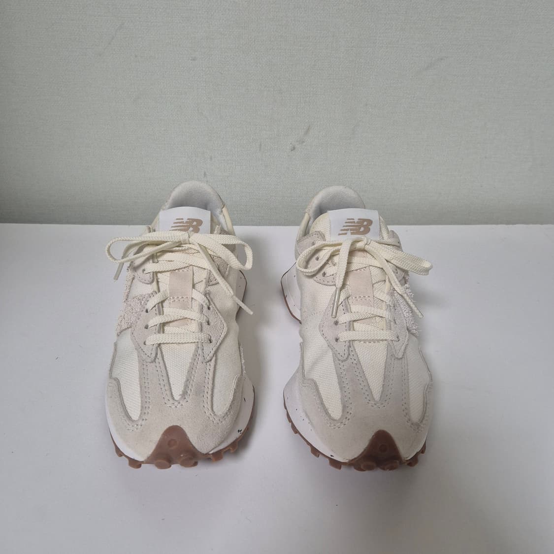 뉴발란스 327 아이보리 운동화220 상품이미지2