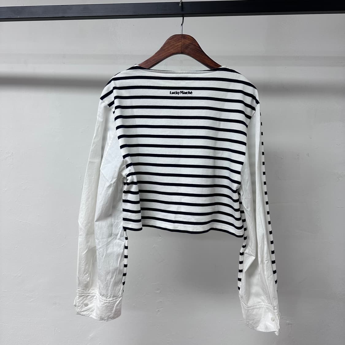 럭키마르쉐 스트라이프 크롭 긴팔 티셔츠 M사이즈 J33 상품이미지4