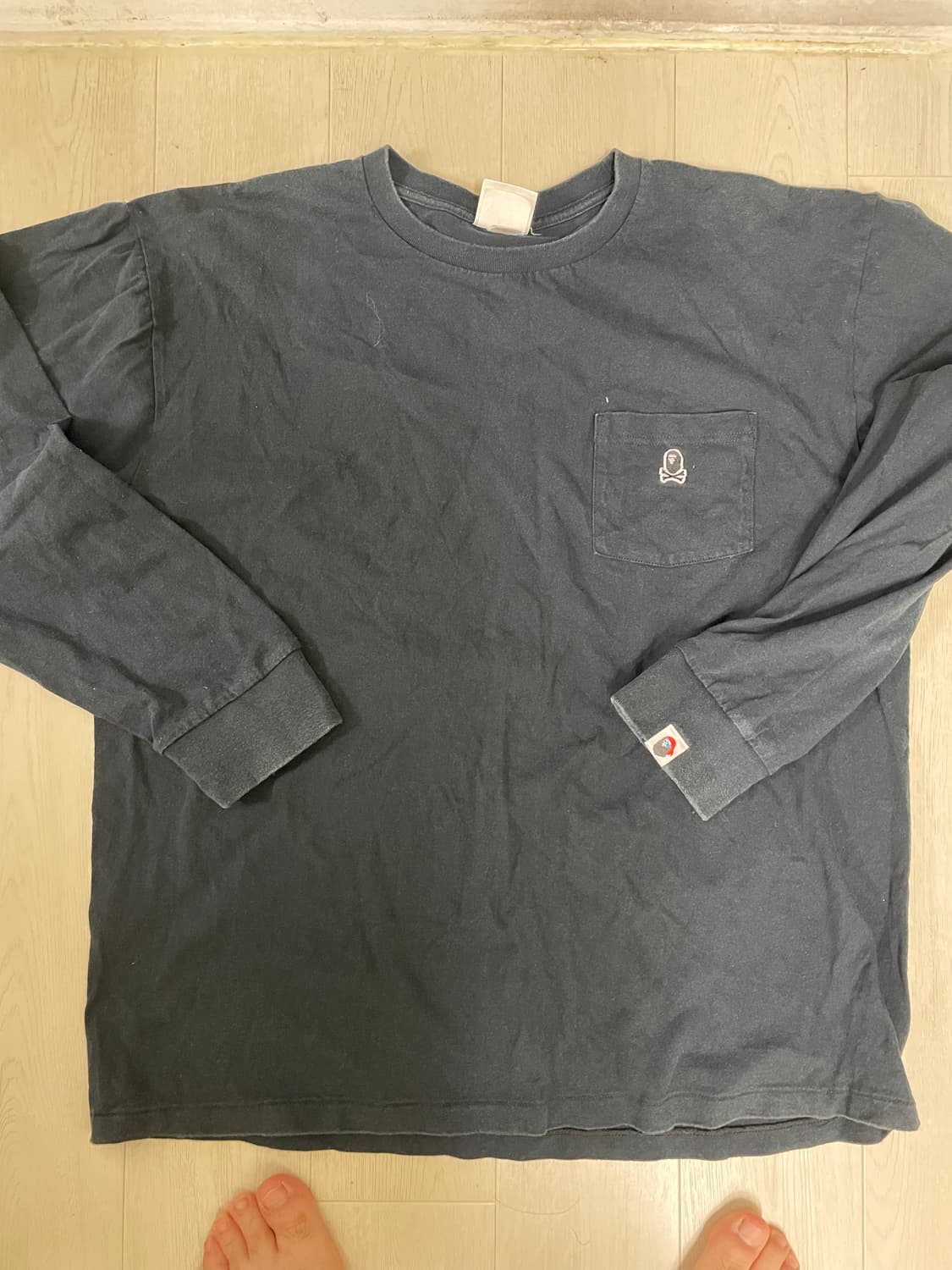 [2XL] 베이프 스몰로고 긴팔 블랙(빈티지) 상품이미지1