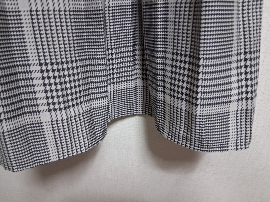 Auie f 플리츠스커트

일본수입 미착용 표기38 28까지 적당 가능  상품이미지4