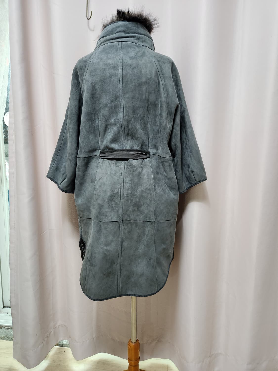 브루넬로 쿠치넬리무스탕코트 상품이미지2