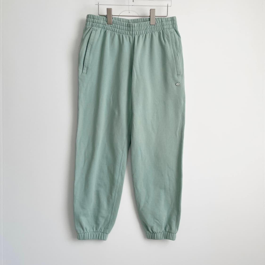 D1 아디다스 프리미엄 스웻팬츠 라이트 그린 33-36사이즈 상품이미지1