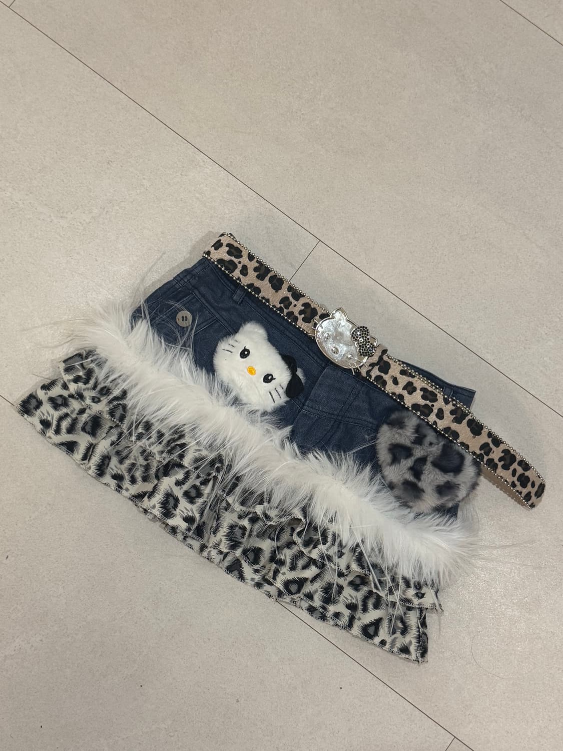 갸루 빈티지 미니 스커트 헬로키티 판매 상품이미지1