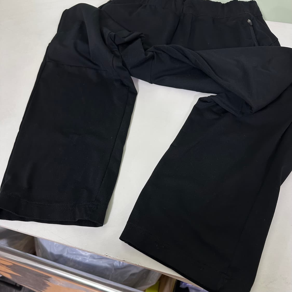 L 노스페이스 블랙 기본로고 레귤러핏 밴딩폴리팬츠 상품이미지4