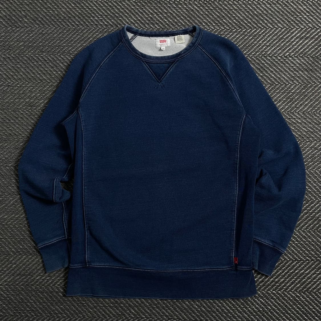 리바이스 인디고 워시드 스웻 셔츠o 4220 상품이미지1