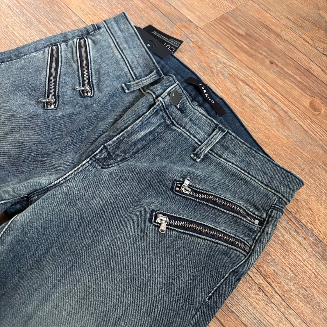 새제품 J 브랜드 지퍼 스키니진 25 슬림 데님 미국 수입 정품 상품이미지8