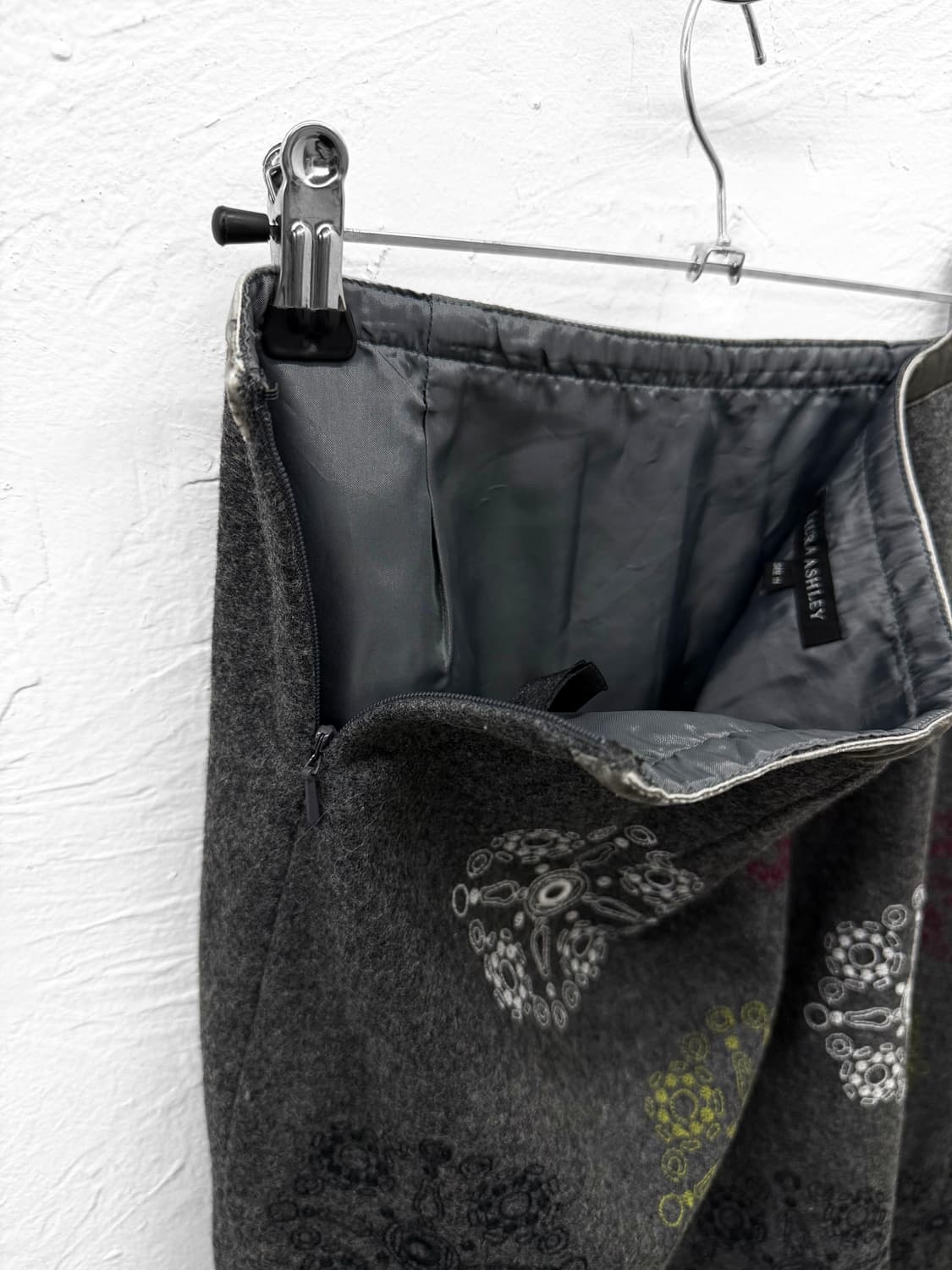 laura ashley 만다라 울 스커트 상품이미지5