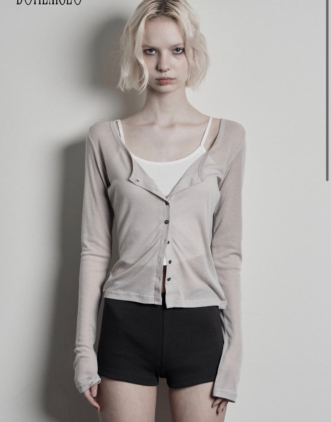 보헴서 BASIC SCOOPED BUTTON CARDIGAN, BEIGE 상품이미지1