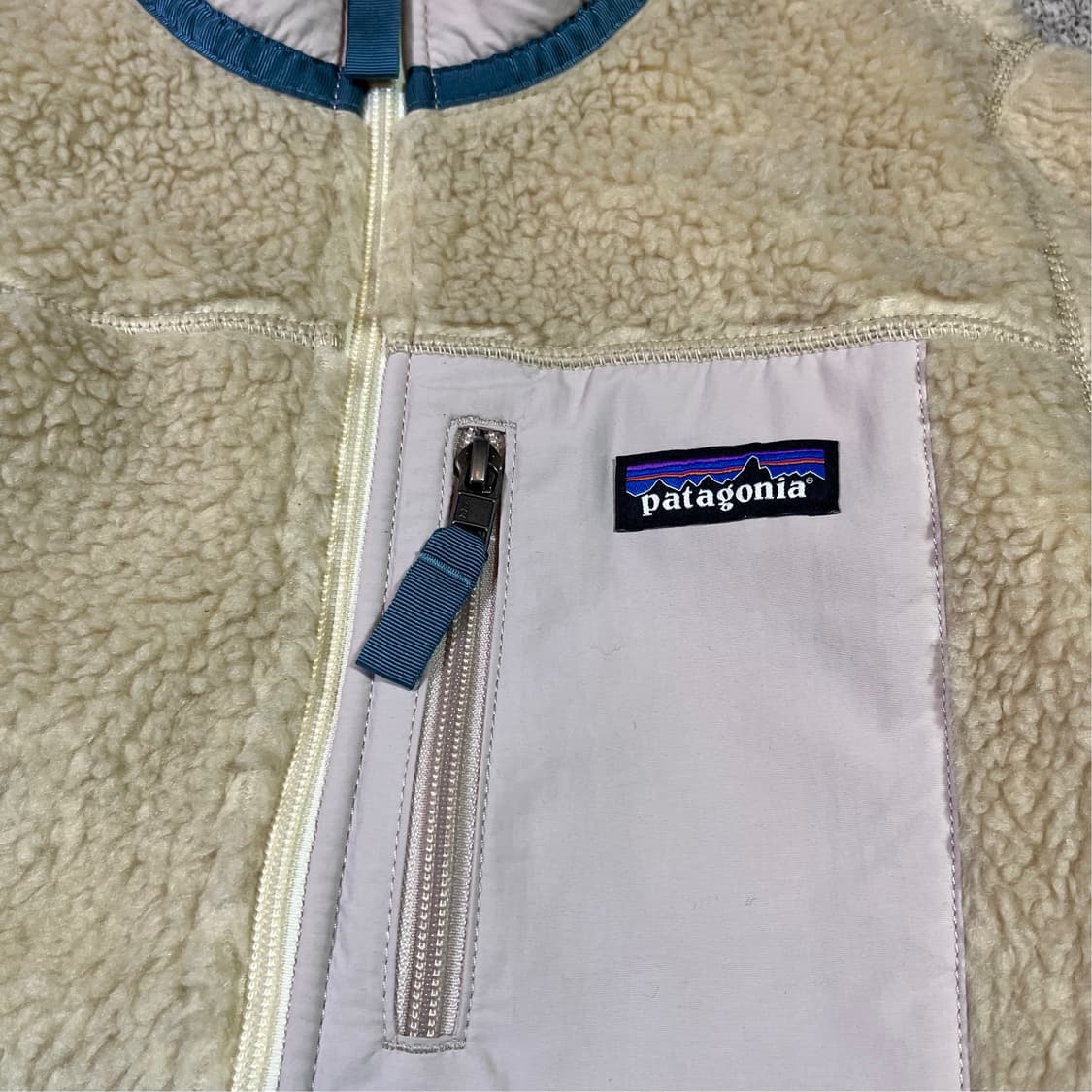 파타고니아 클래식 레트로-X 우먼 플리스 자켓 상품이미지2