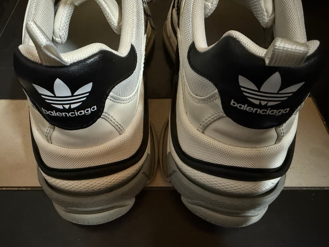 [43] 발렌시아가 아디다스 트리플 S 스니커즈 화이트 블랙 상품이미지5