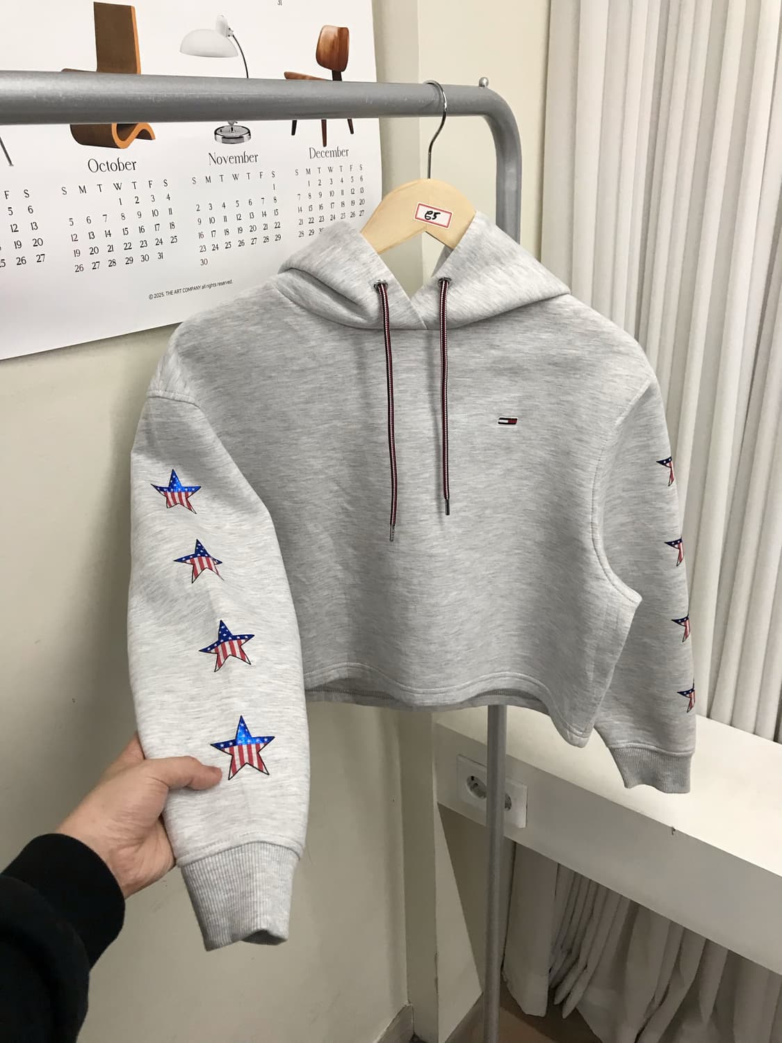 타미 크롭 후드티 상품이미지1