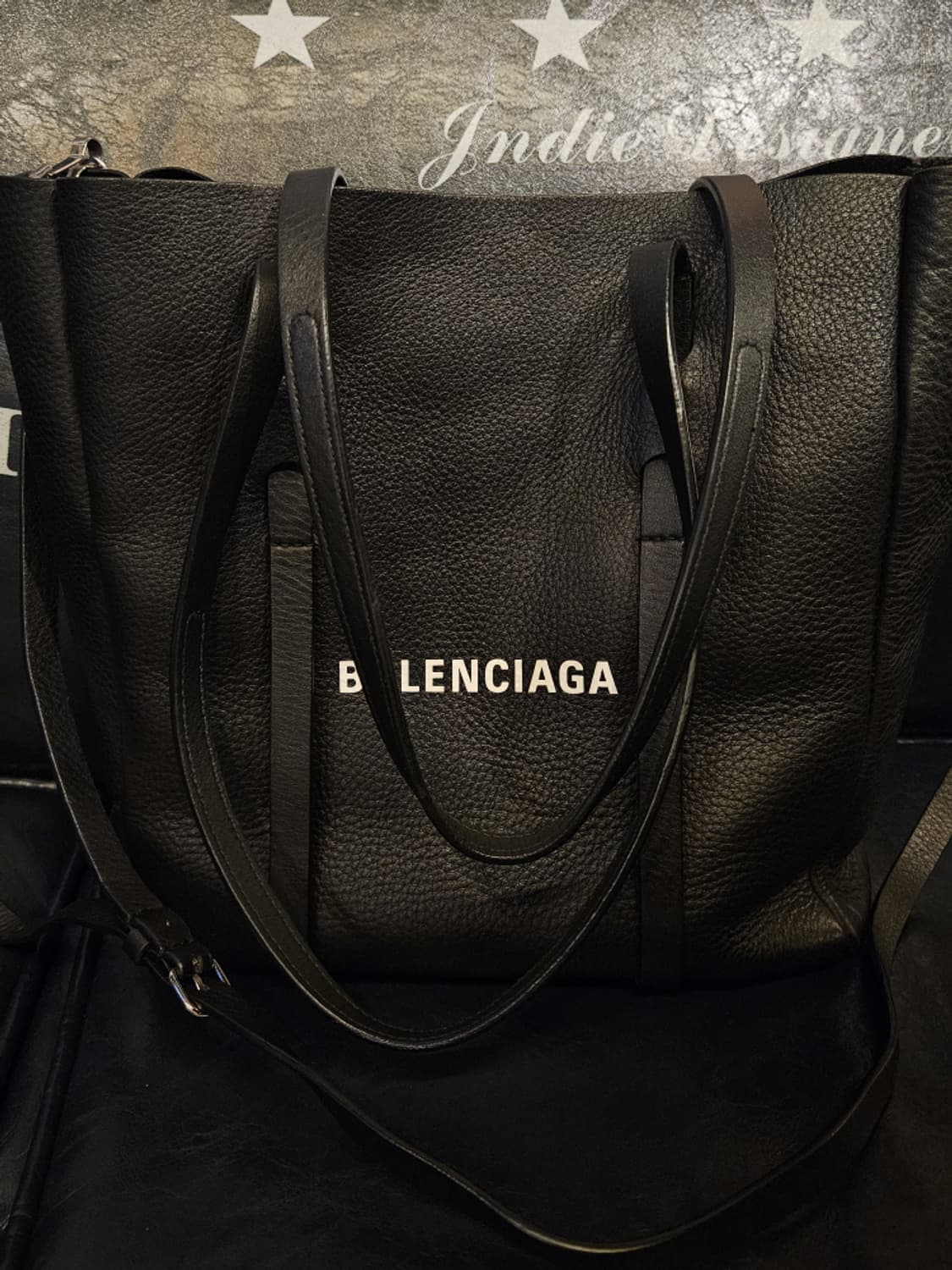 발렌시아가 블랙 에브리데이 토트백 ( 24X26X11 ) / 10029 상품이미지6