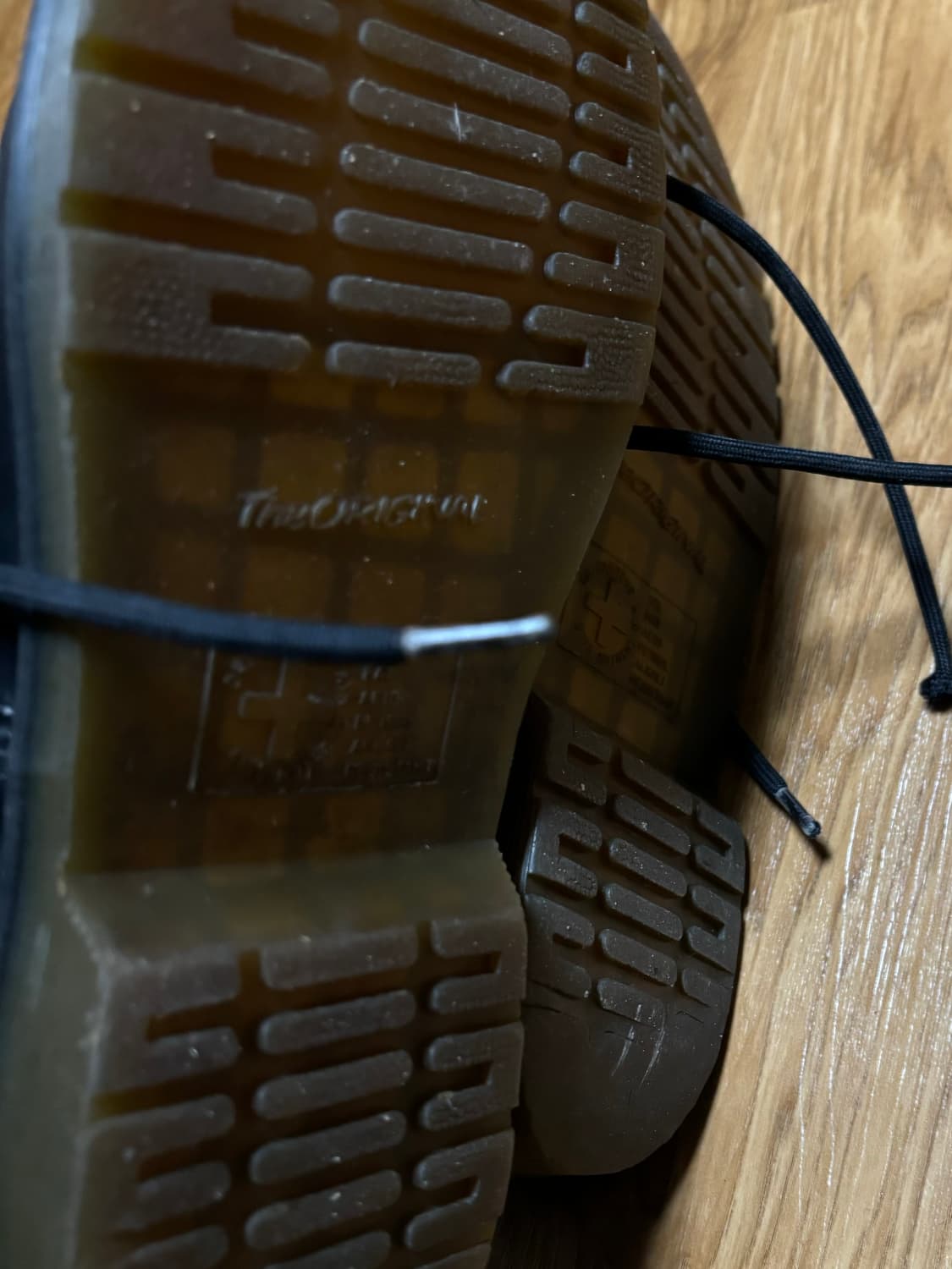 닥터마틴 1460 8홀 부츠 260 상품이미지3