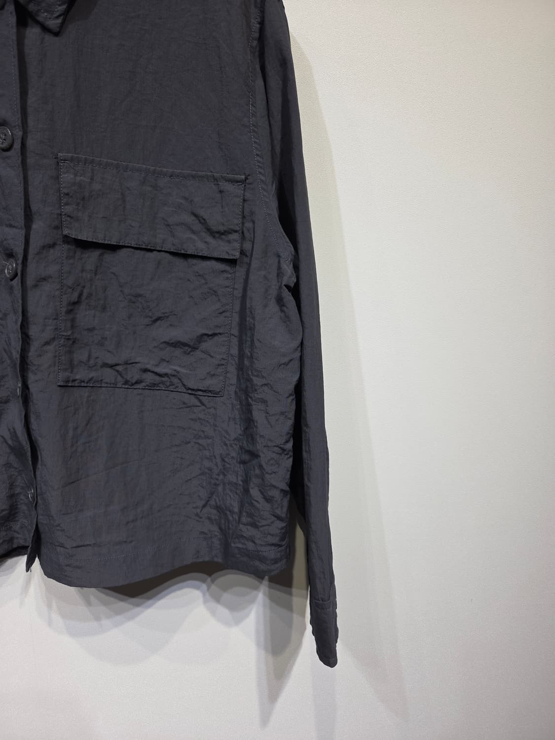 에디바우어 여성 투포켓 나일론 셔츠 자켓 상품이미지5