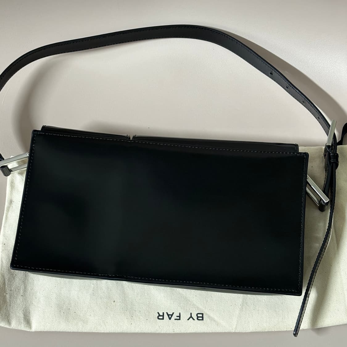 Byfar 바이파 빌리백 블랙 가죽 숄더백 토트백 상품이미지2