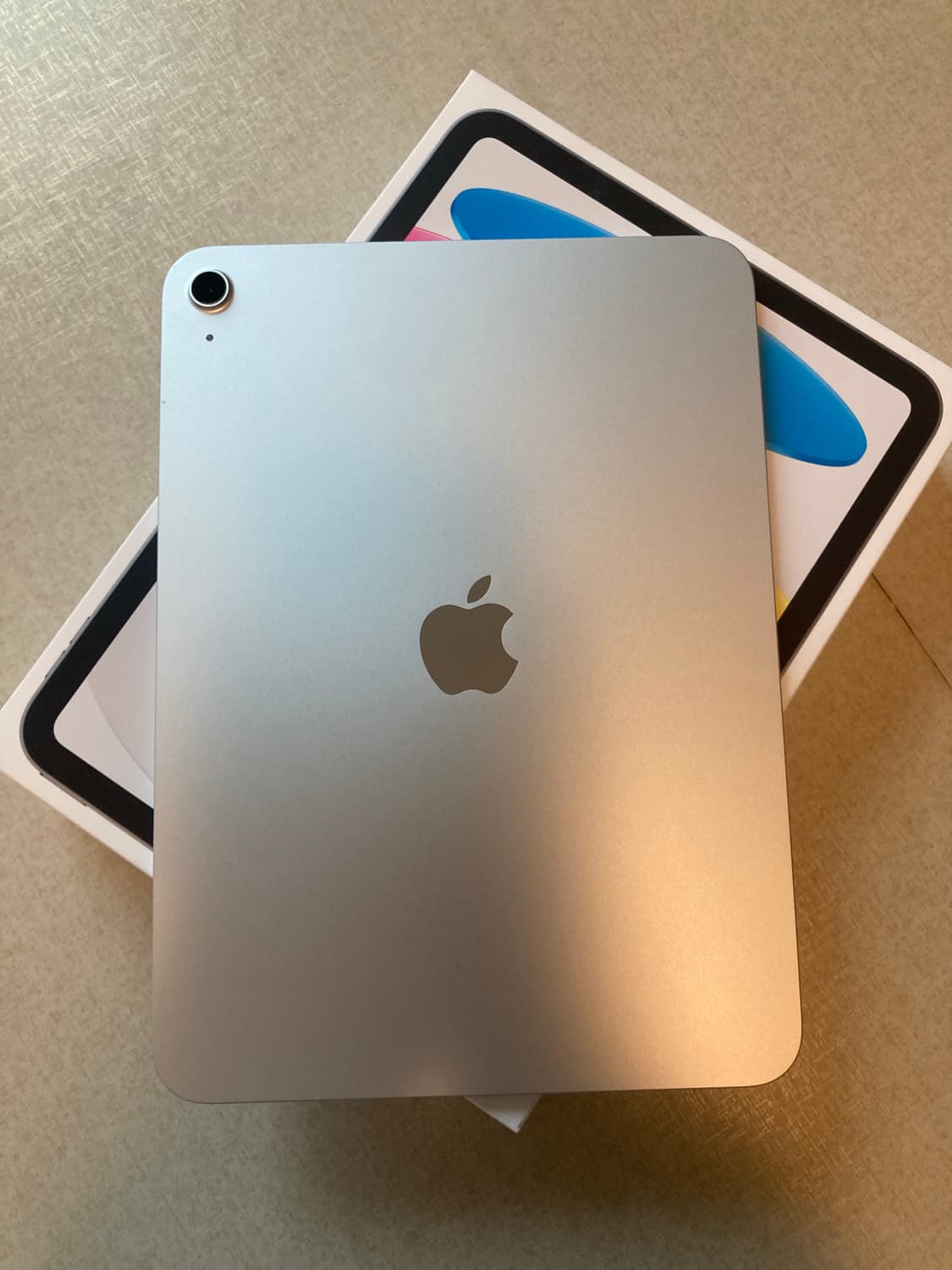 아이패드a16 실버 상품이미지1