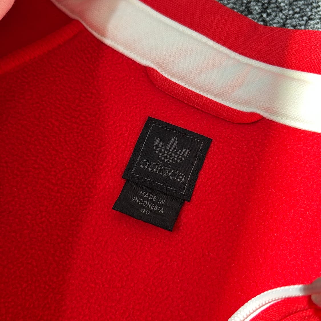 아디다스 씨펠드 레드화이트 트랙탑 져지 상품이미지6