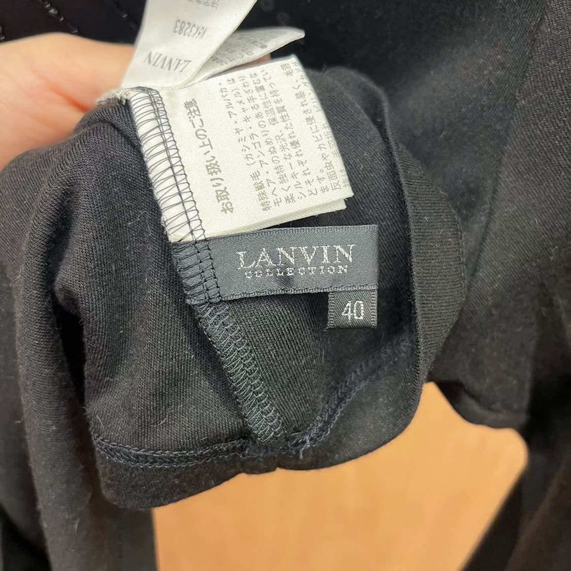 랑방 컬렉션 7부 블라우스 스퀘어넥 비즈 자수 디테일 슬림핏 블랙 상품이미지6