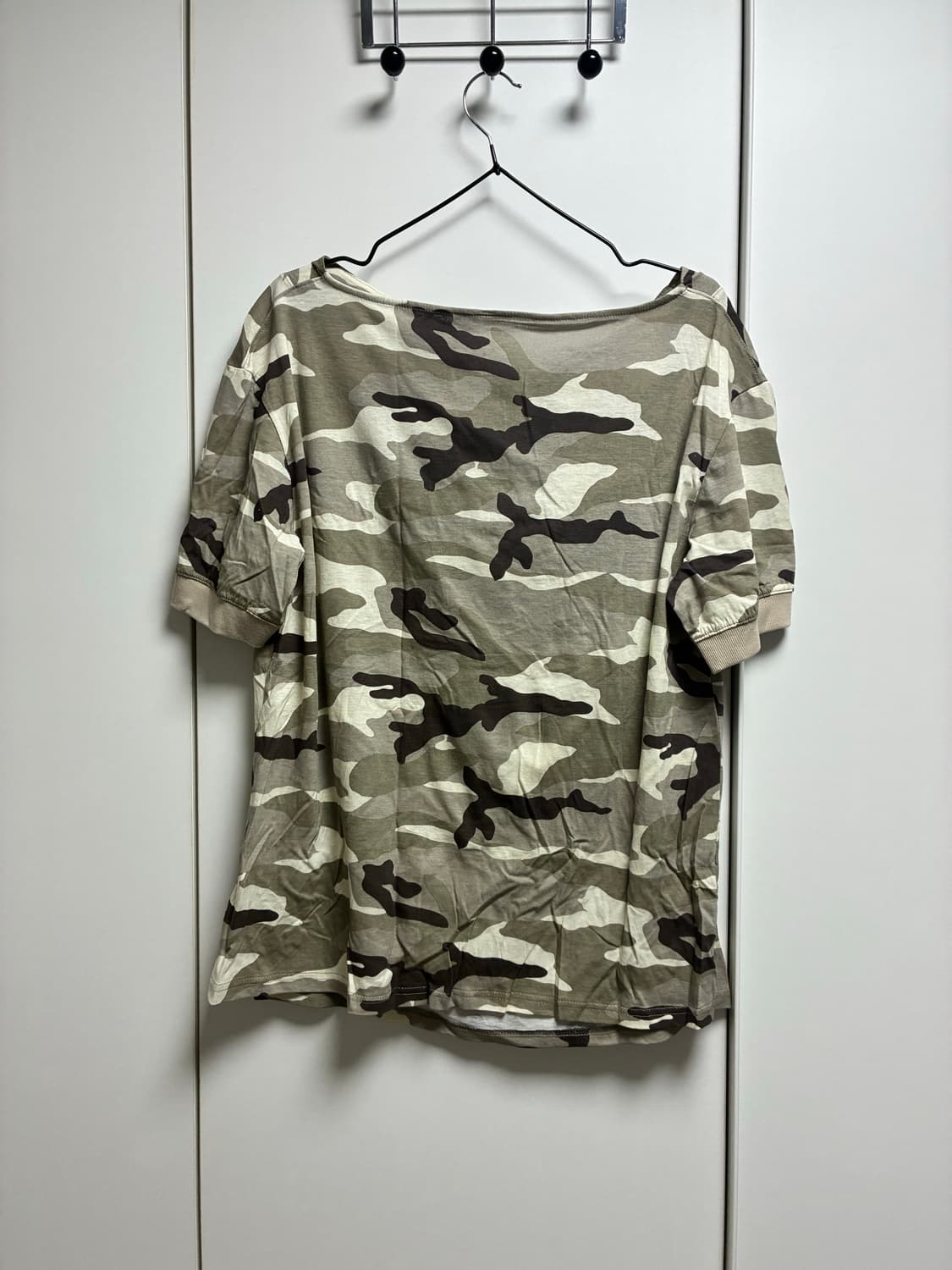 샵페어리 cowl neck button t-shirt(카모) 상품이미지3