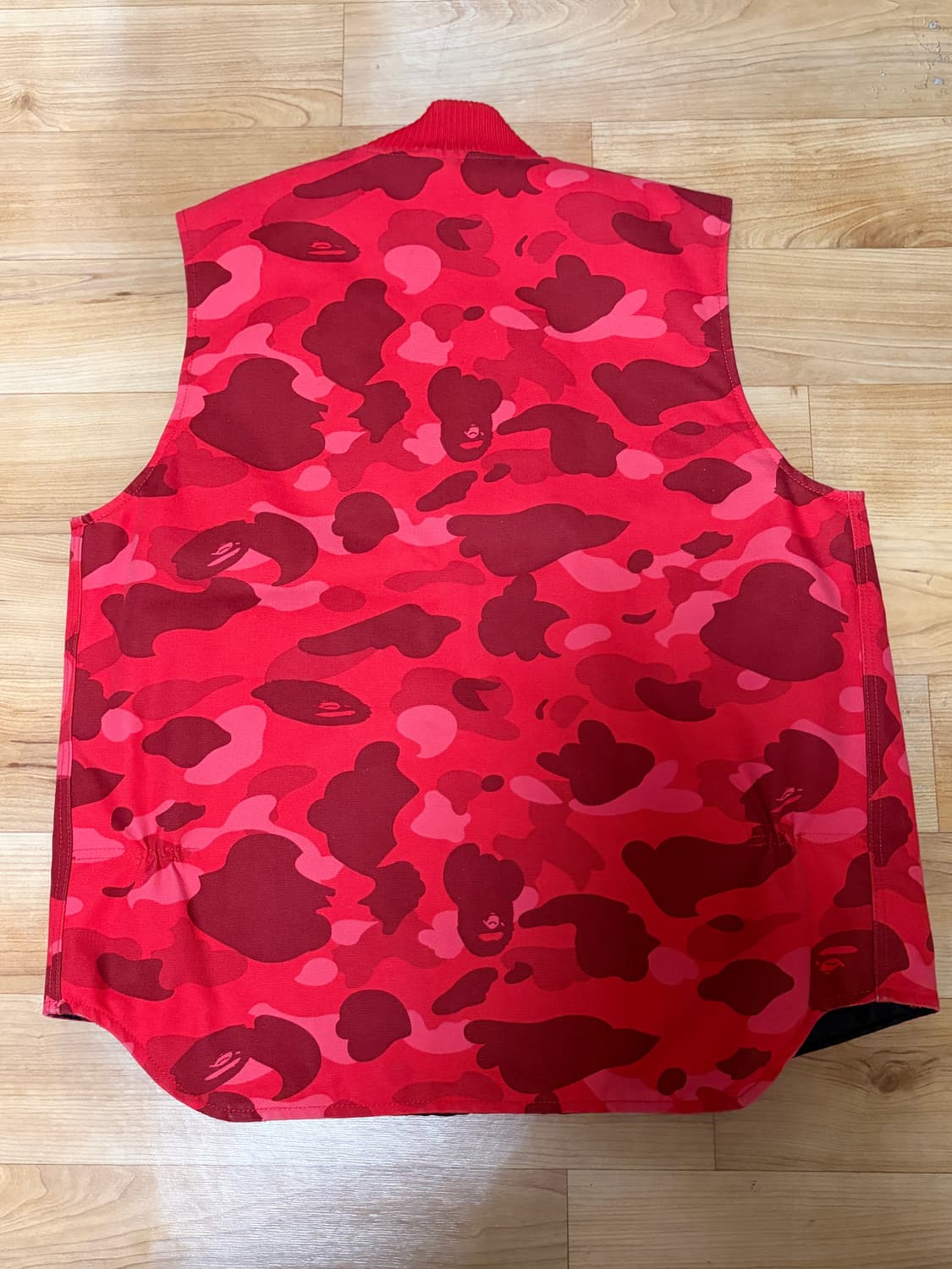 BAPE × Carhartt 레드 카모 베스트 (아카이브) 상품이미지2