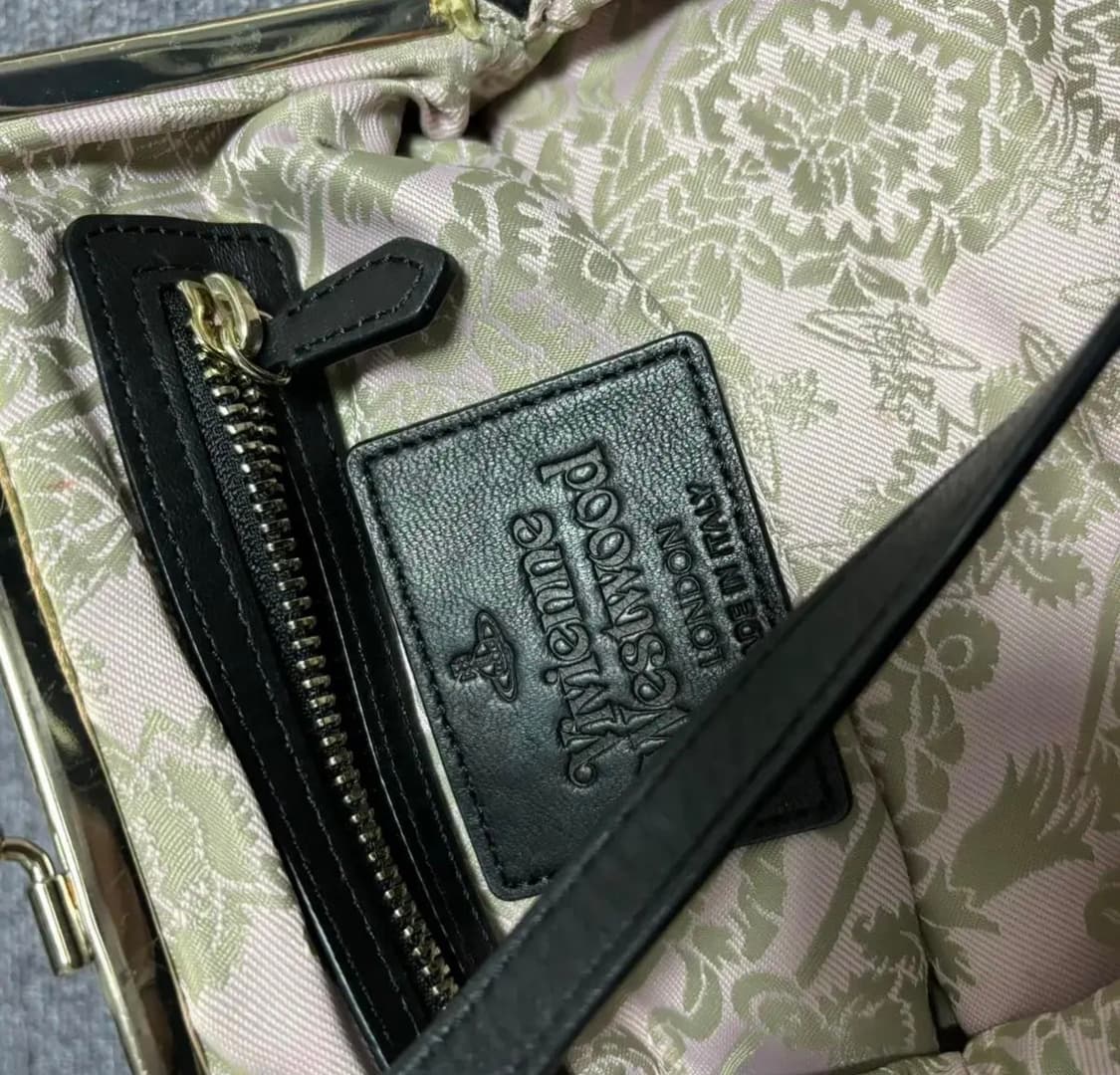 비비안웨스트우드 펄스백 블랙 비비안 가방 복조리백 상품이미지4