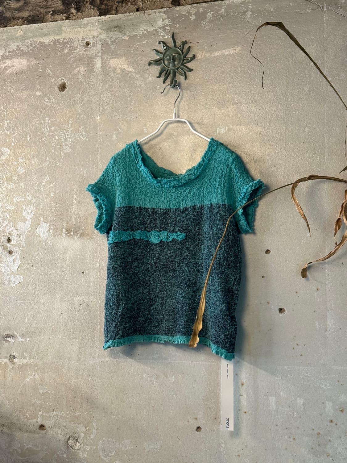 44-55 ) me ISSEY MIYAKE Cauliflower Tee 상품이미지1