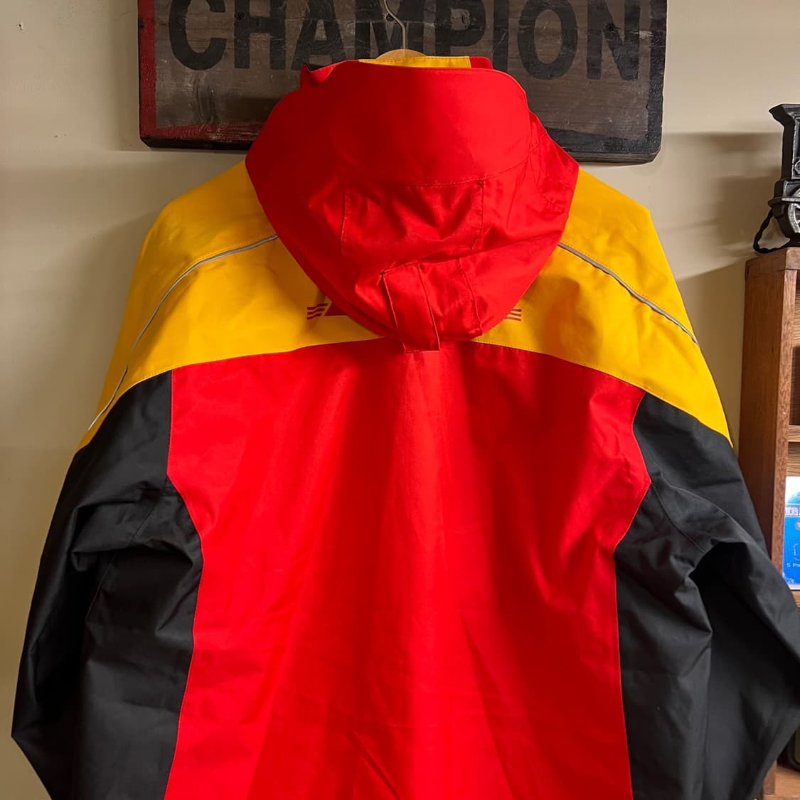 DHL Windbreaker Hoodie Large Regular 상품이미지5