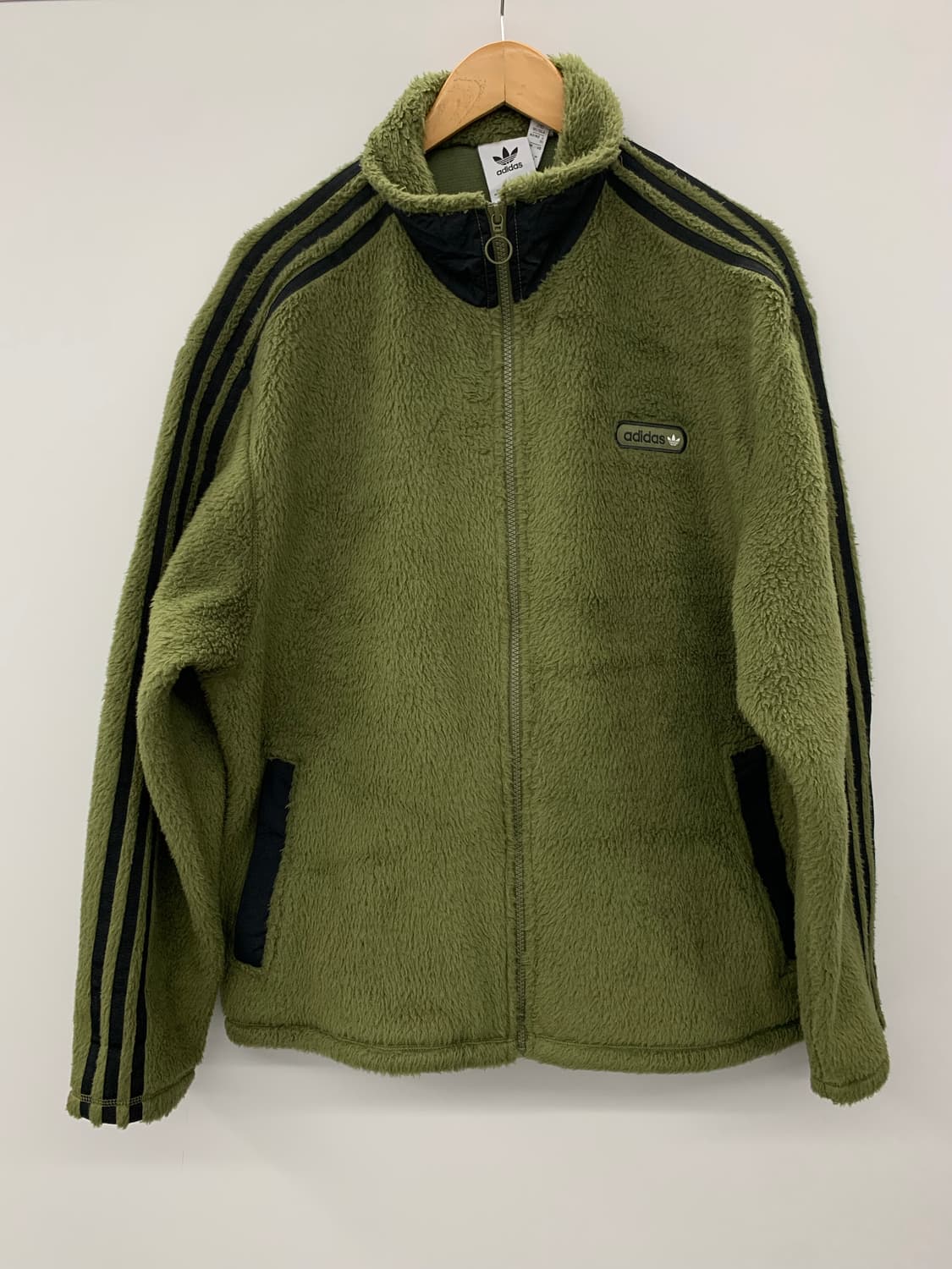 아디다스 카키 플리스 상품이미지5