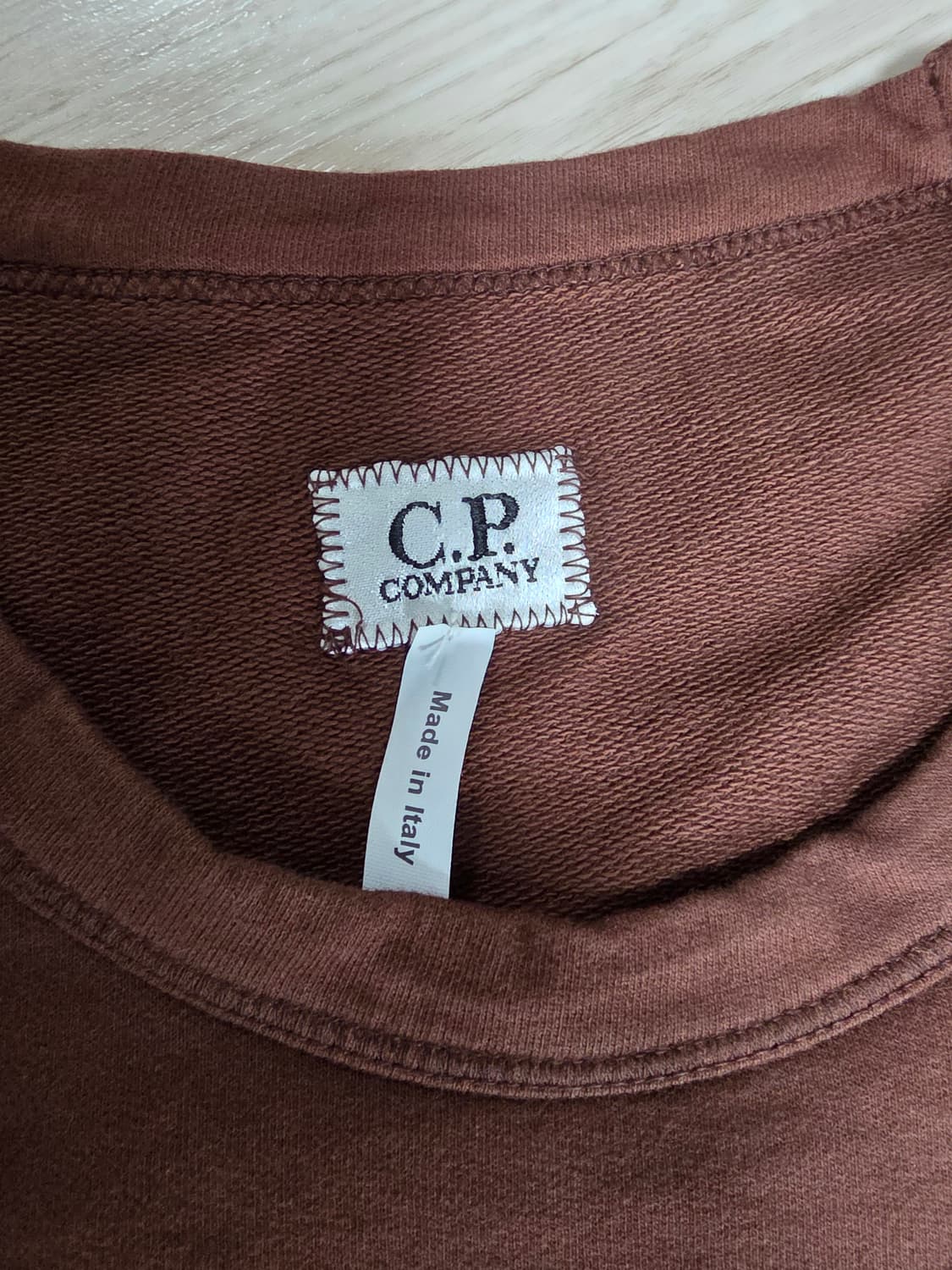 cp컴퍼니 롱슬리브 크루넥 버건디 상품이미지5