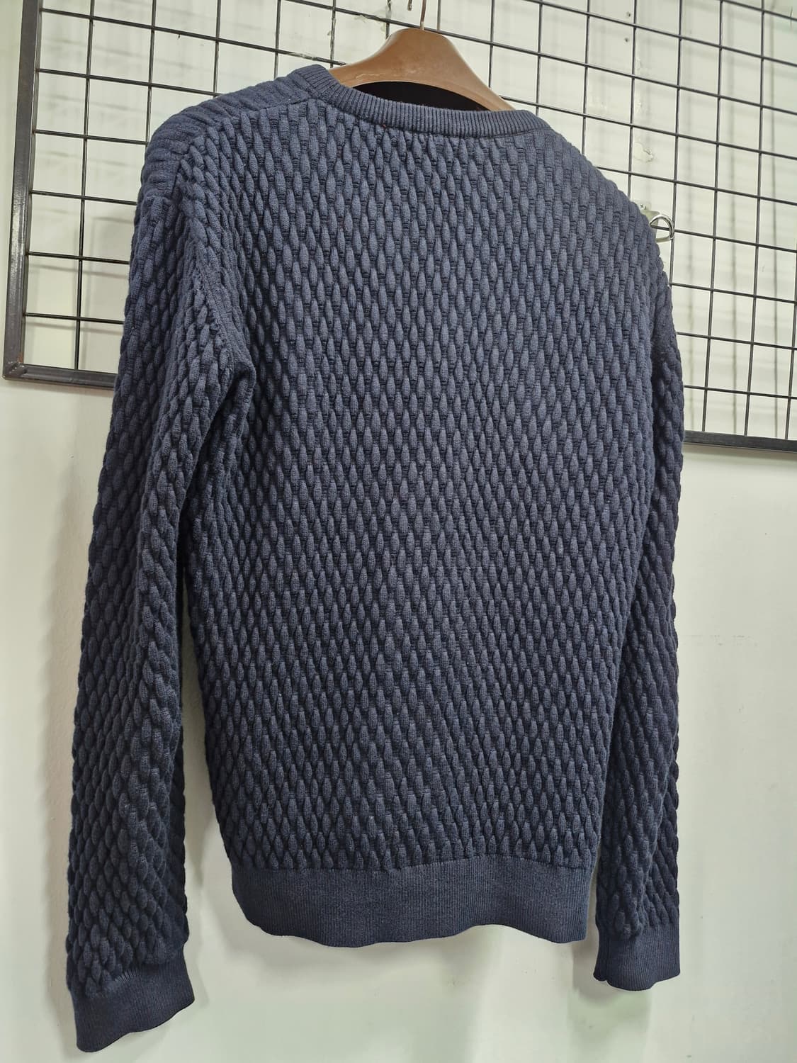 90-95M 산드로 네이비 니트 스웨터. 상품이미지6