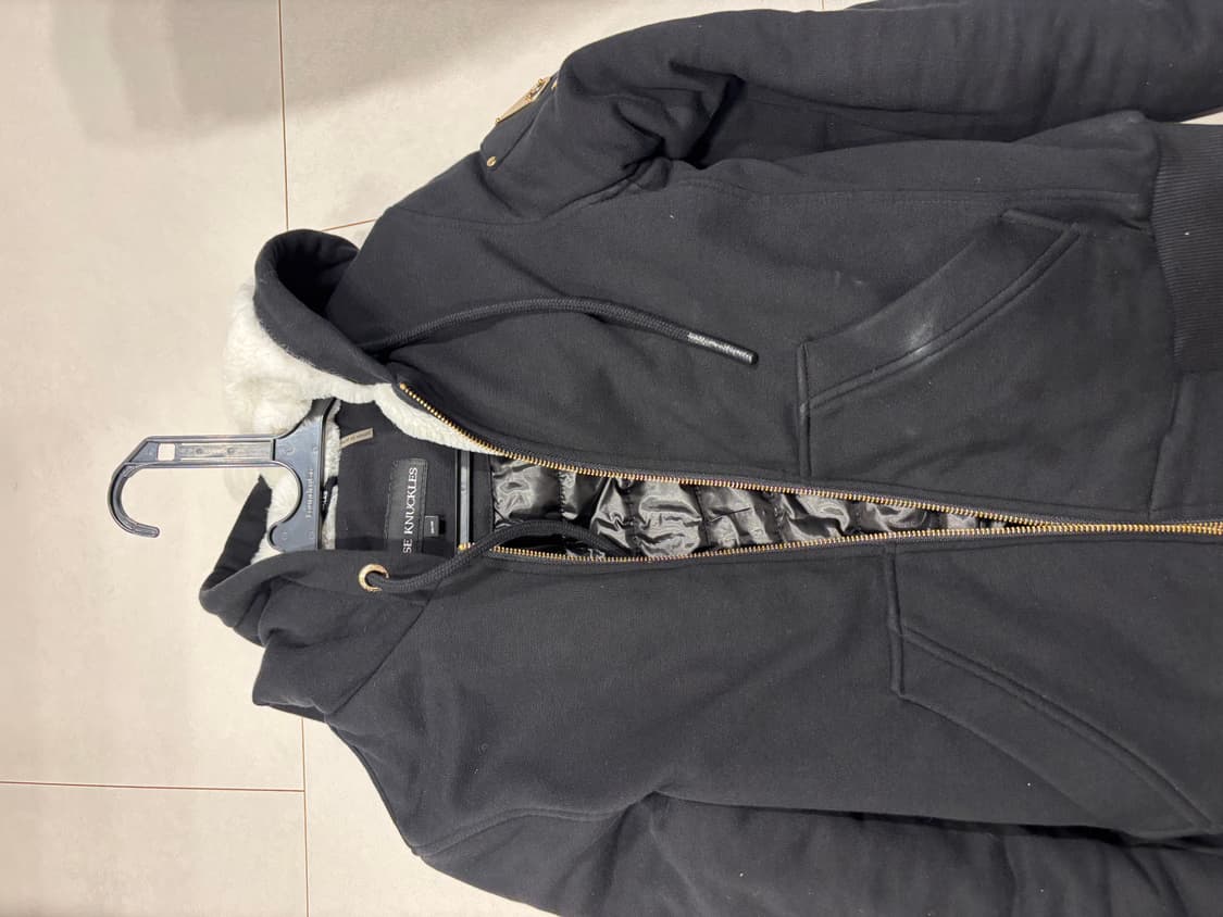 무스너클 버니스웨터 금장 XS 상품이미지5