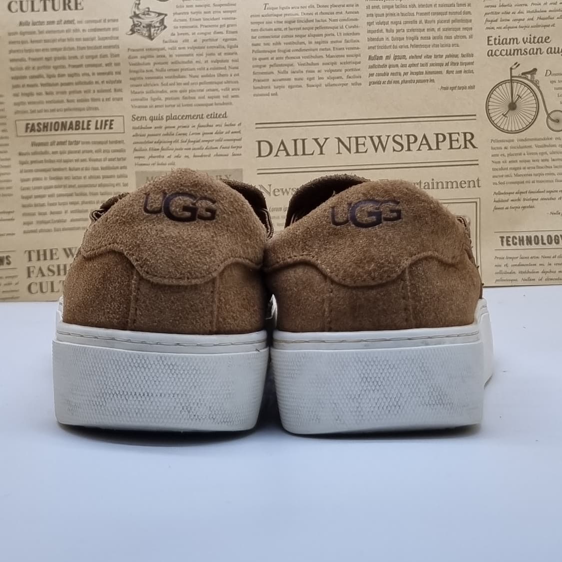 UGG 어그 스웨이드 여성슬립온 230 상품이미지4