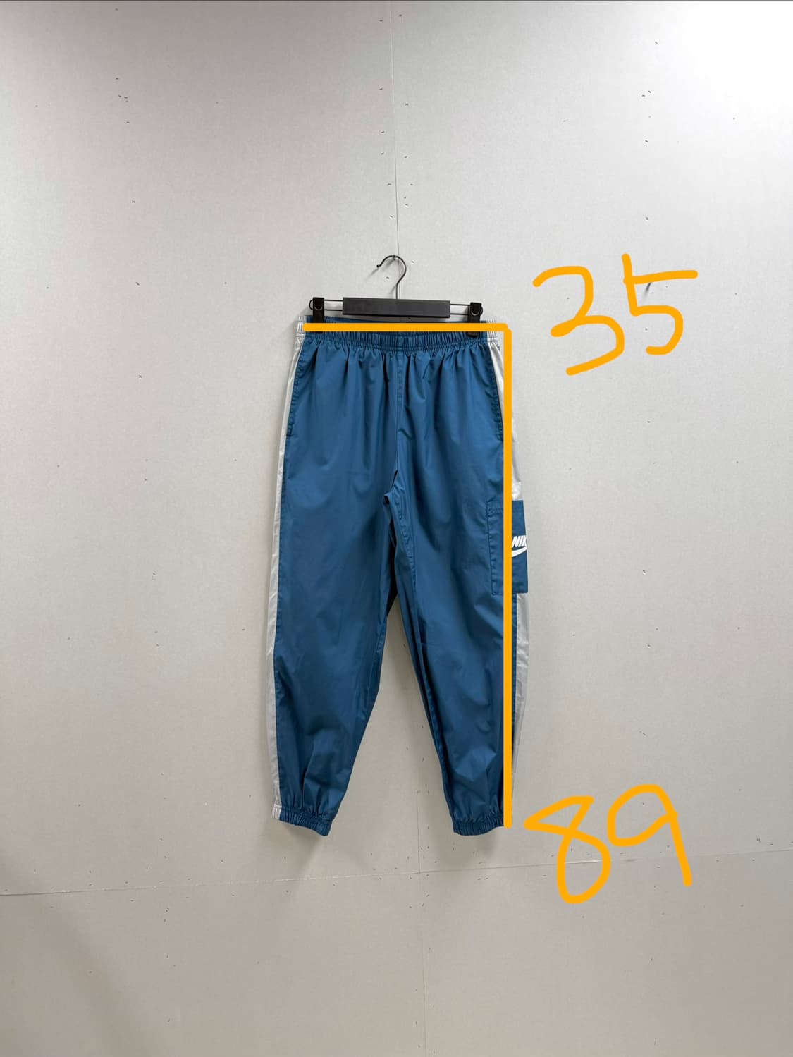여성 M 70 / 나이키 트레이닝 우븐 조거팬츠 상품이미지2