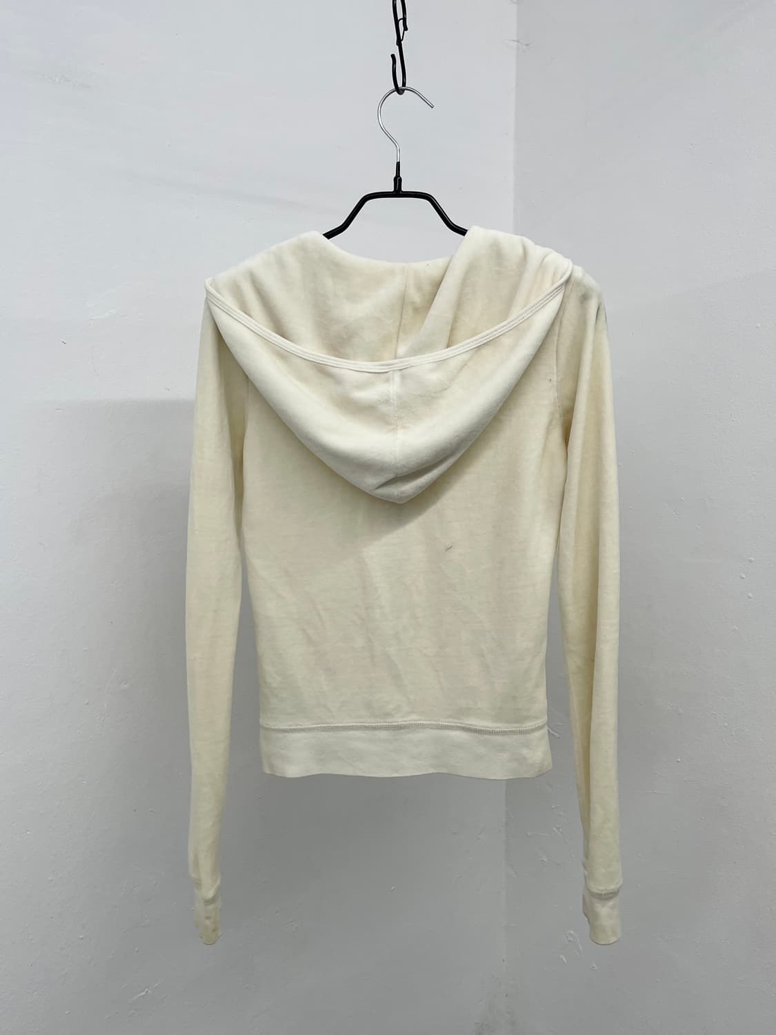 쥬시꾸뛰르 크림 벨로아 집업 상품이미지4