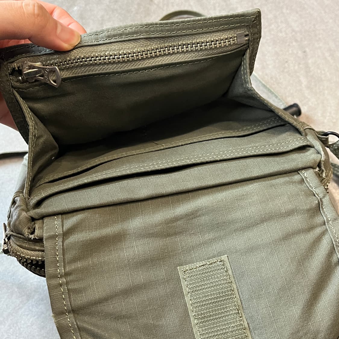 요시다포터 정품 카키 미니 백 가방 상품이미지8