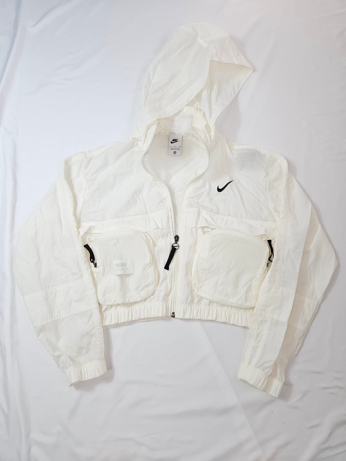 나이키 스포츠웨어 시티 유틸리티 스우시 바람막이 크롭 자켓 우먼스 XL 상품이미지1