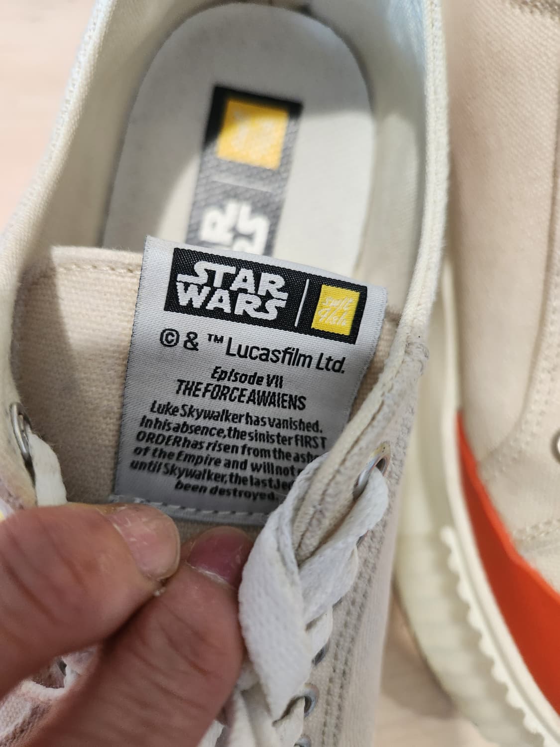 Star Wars BB-8 한정판 스니커즈 👟 SWYFISH 콜라보 상품이미지6