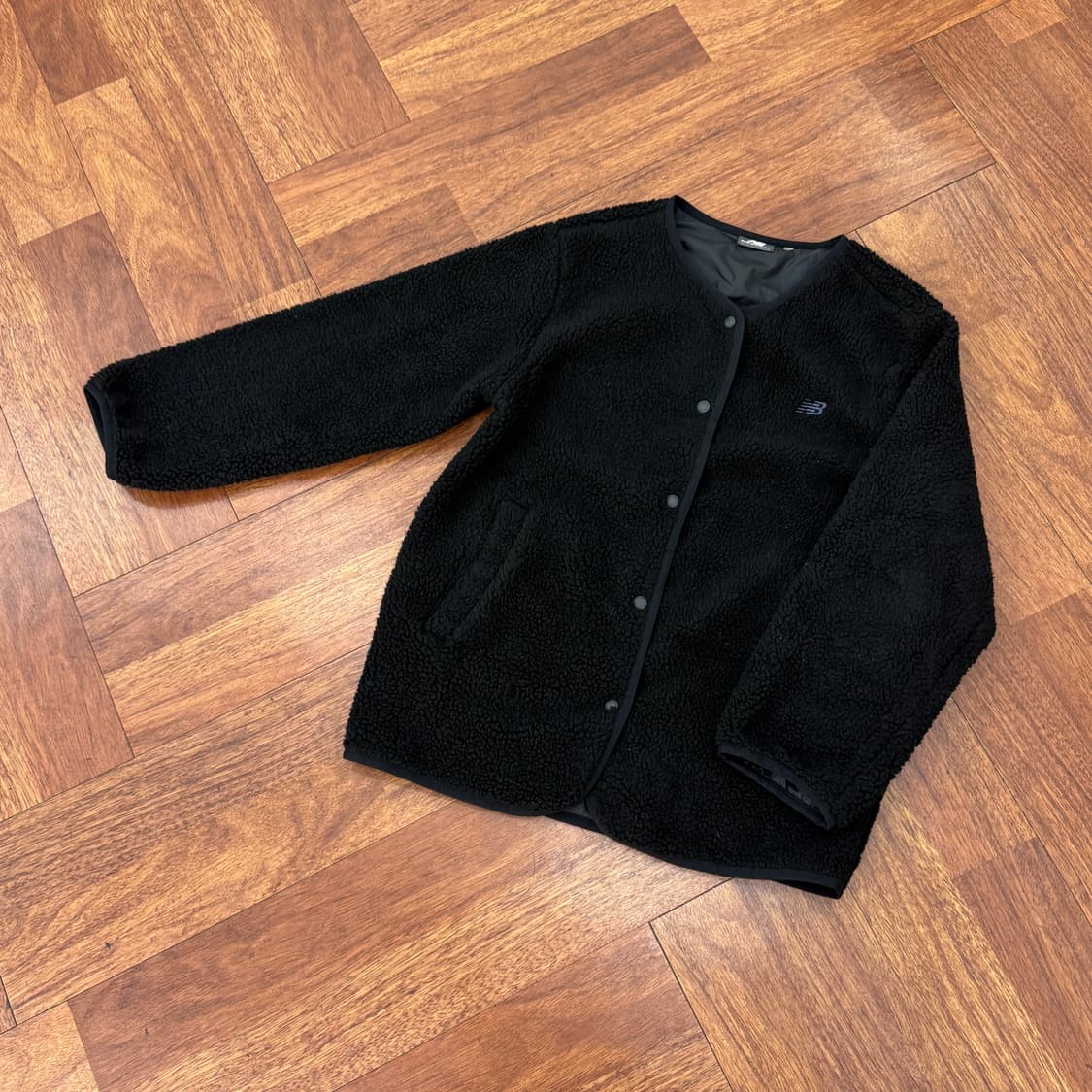 여성용 160 뉴발란스 빅로고 플리스 가디건  상품이미지2