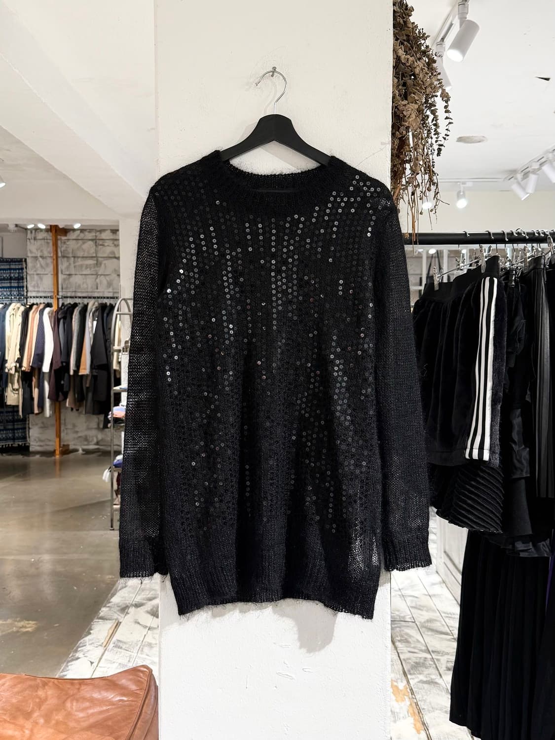 준야 와타나베 블랙 시퀸 니트 스웨터 상품이미지1