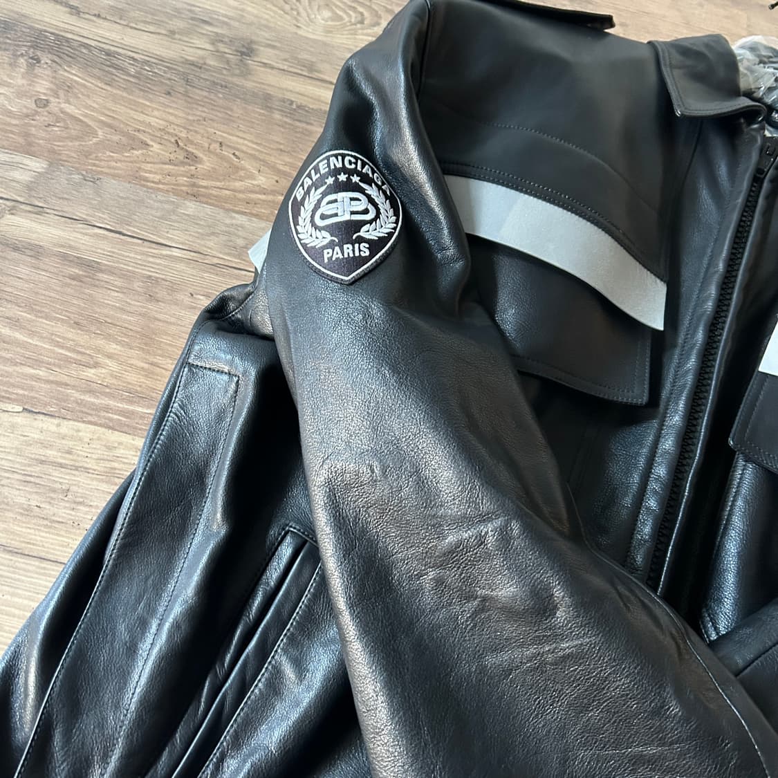 발렌시아가 파리 유니폼 레더 자켓 상품이미지8