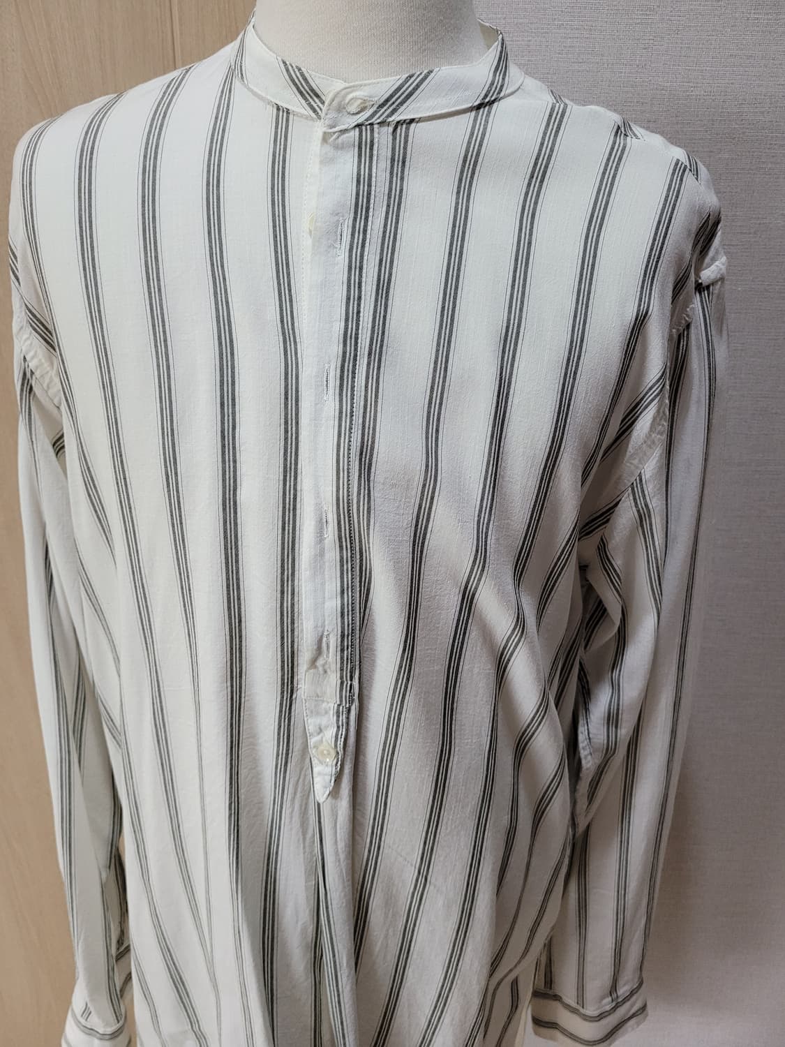 자라 ZARA 남자 스트라이프 헨리넥 풀오버 셔츠 110 화이트 상품이미지2