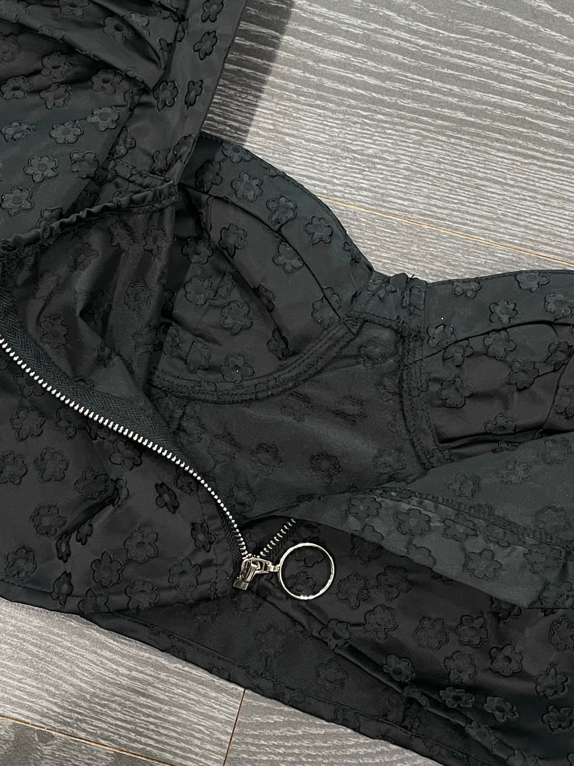 블랙 왕리본 크롭 탑 오네갸루 키치 상품이미지3