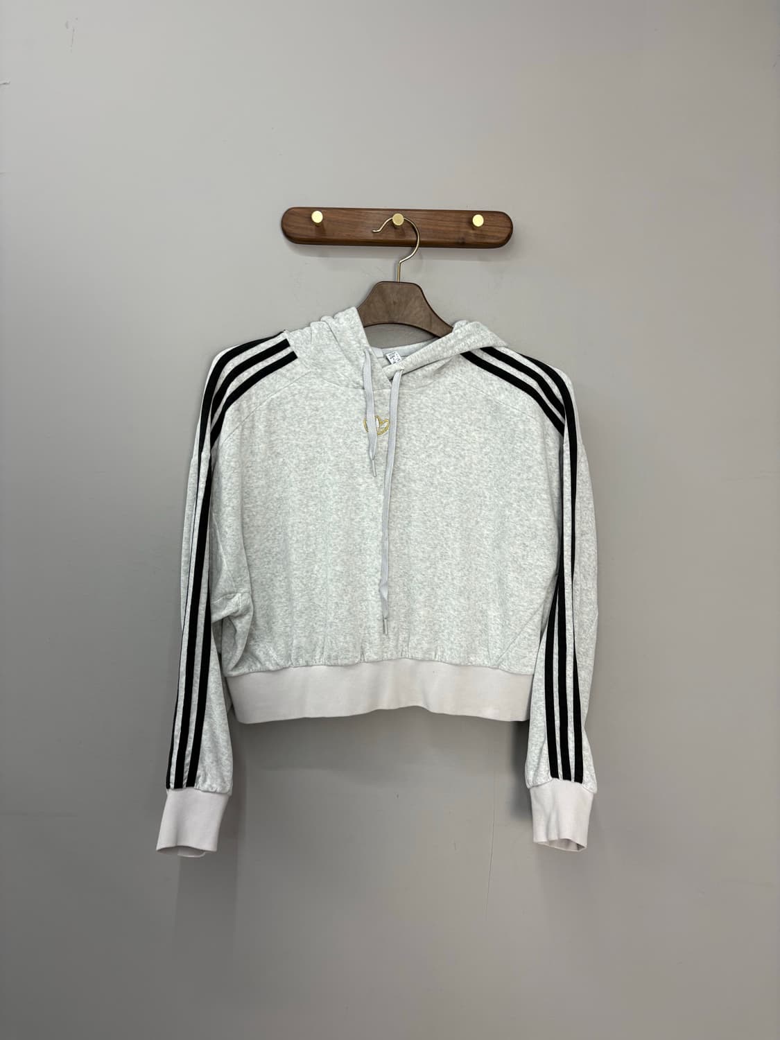 아디다스 벨루어 크롭 후드티 A2453 상품이미지2