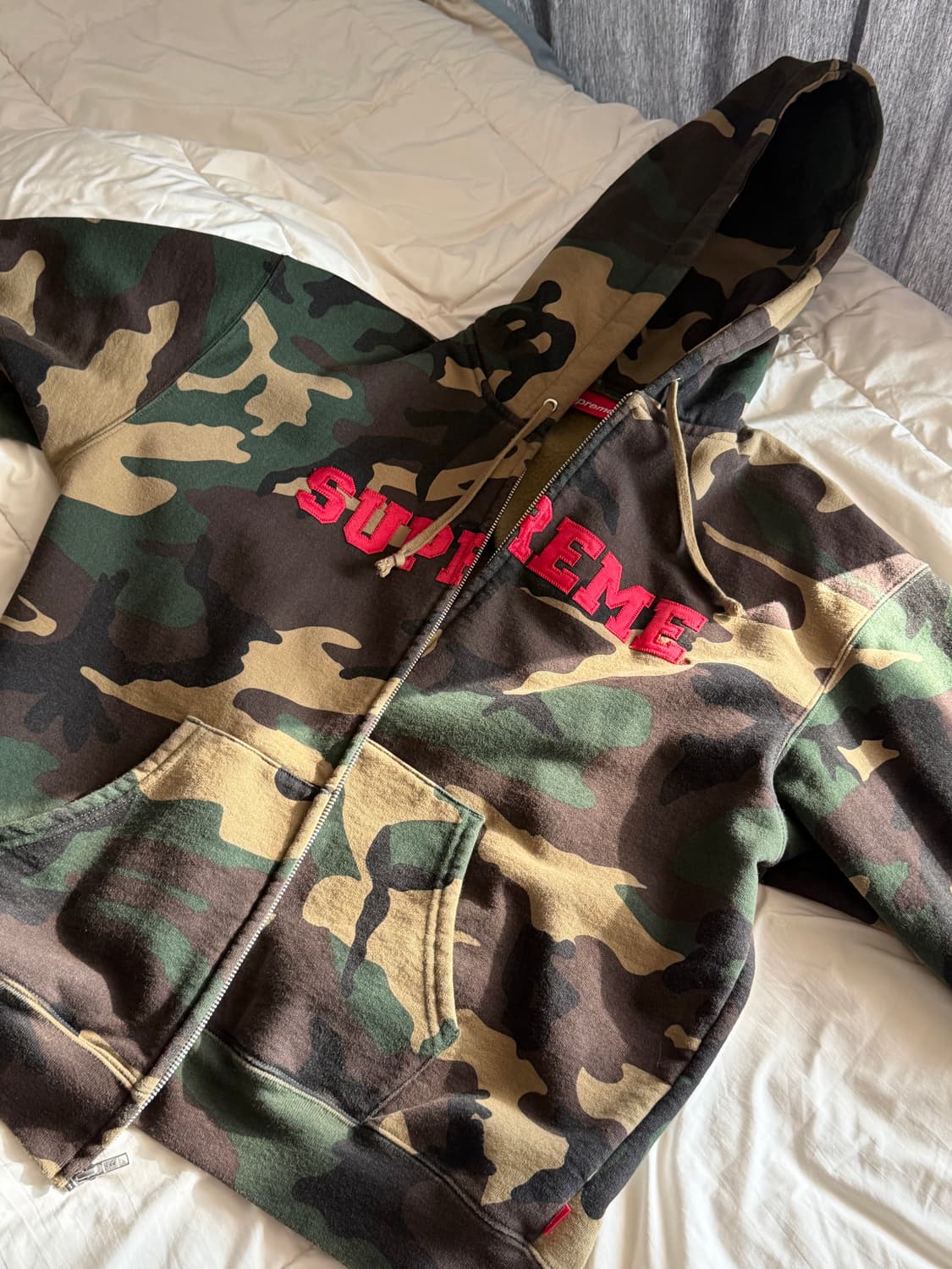 슈프림 25FW 카모 후드집업 상품이미지2