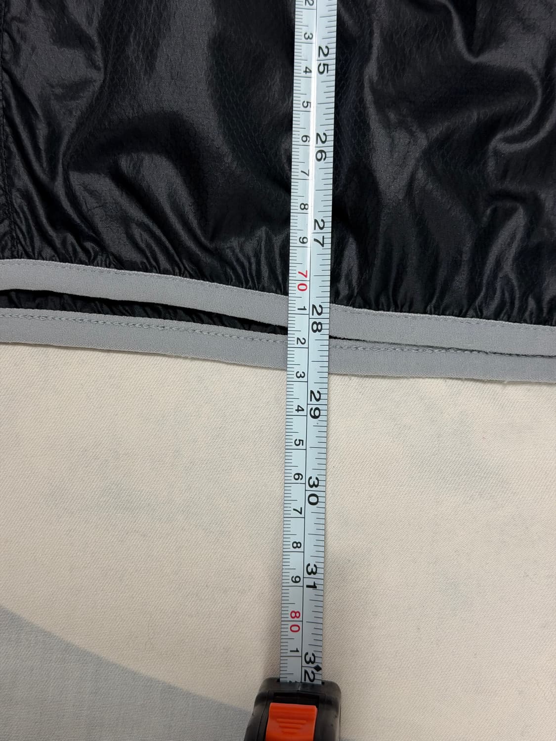 나이키 블랙/골드 바람막이 상의 상품이미지6