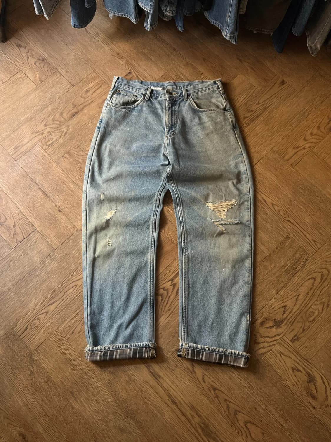 [34]칼하트 USA 체크 라이닝 디스트로이드 워크 데님 팬츠 상품이미지1